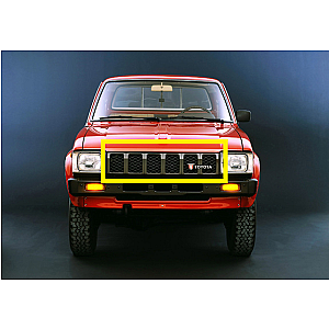 Persiana Cromada Gris Toyota 1982-1983 4WD