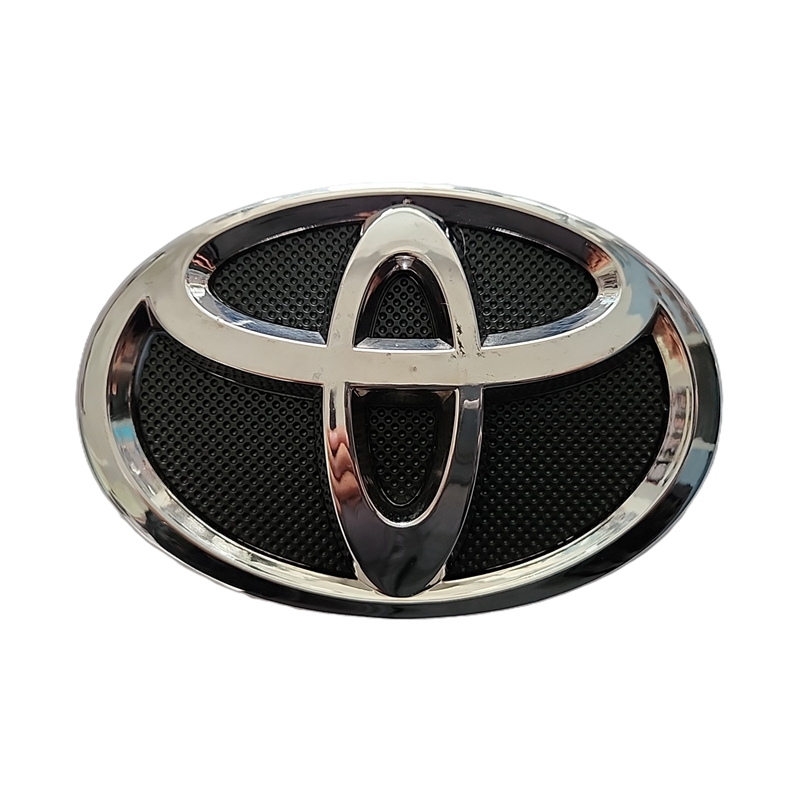 Emblema Toyota negro punteado 9.5x14 cm